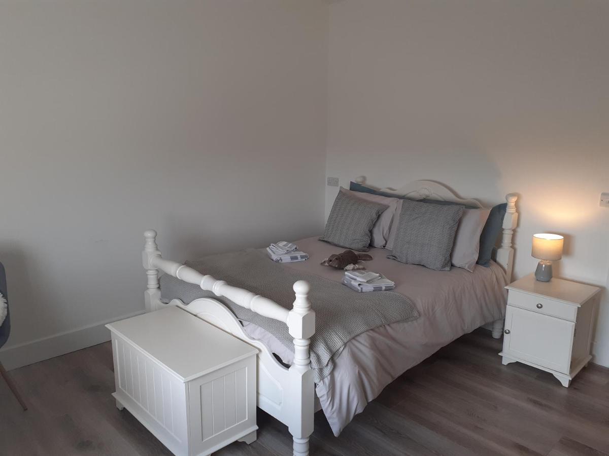 An Sean Teach Self Catering Apartment Fodry ภายนอก รูปภาพ